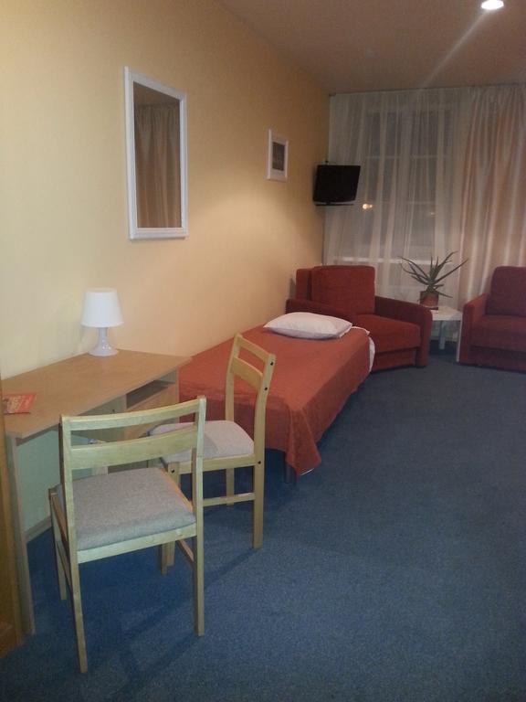Hotel Kandava Ngoại thất bức ảnh